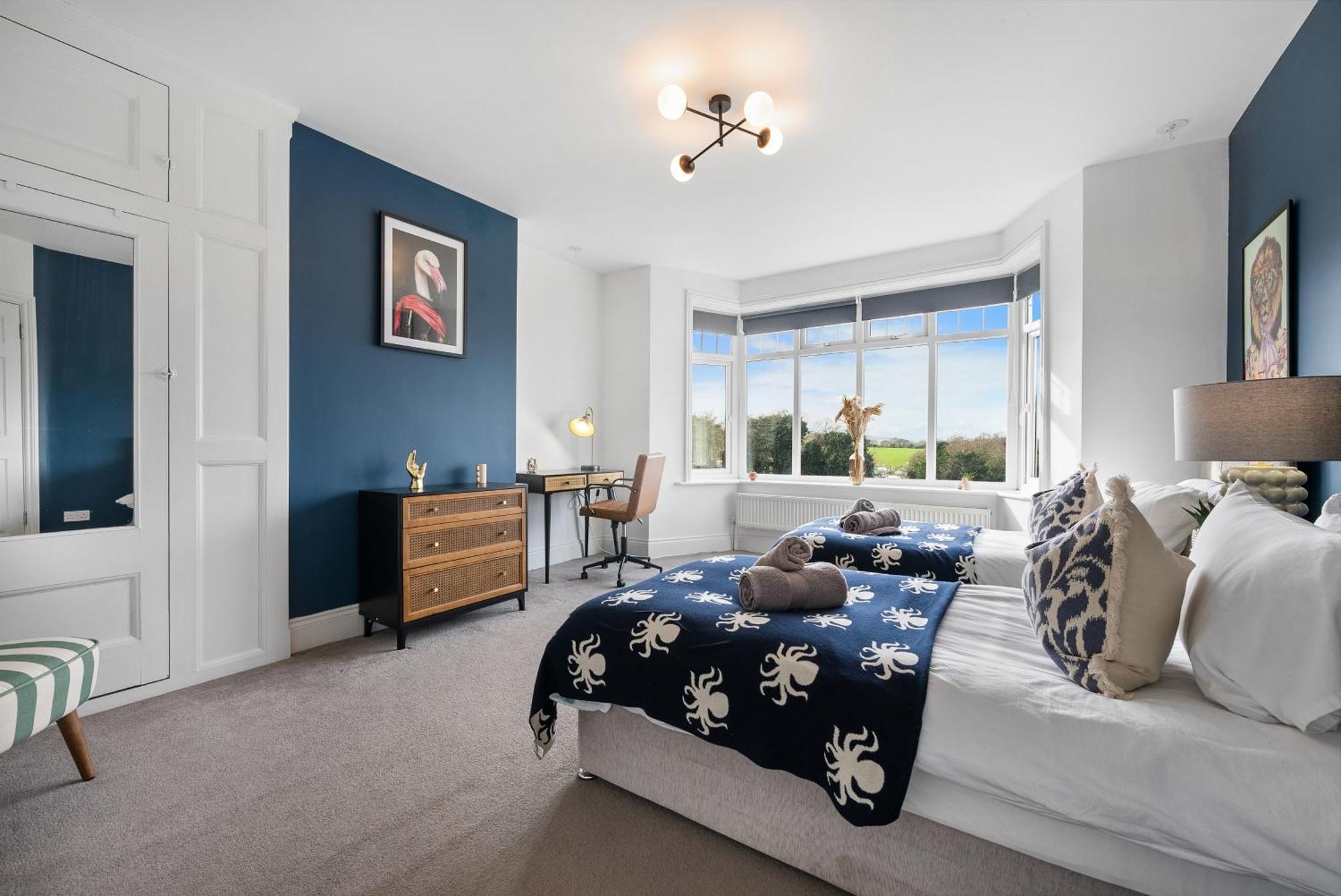 Long Term And Summer Special Offer! 5-Bedroom Spacious, Stunning Design, Sociable Areas & Cosy House Near South Downs Park, Sleeps 11 With Games Room, Private Parking And Garden- By Blue Puffin Stays Waterlooville Εξωτερικό φωτογραφία