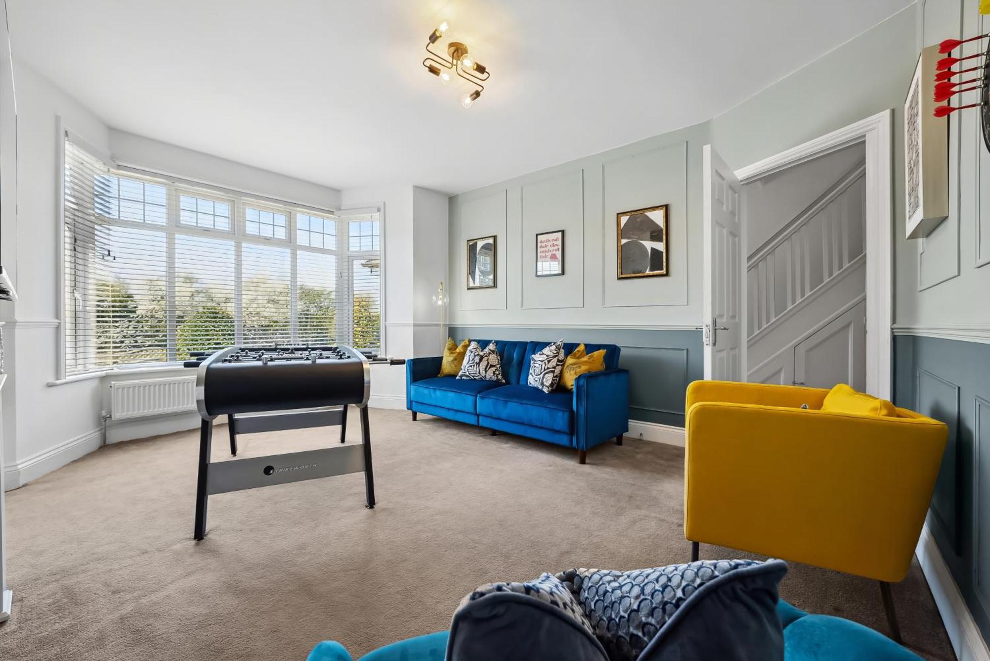 Long Term And Summer Special Offer! 5-Bedroom Spacious, Stunning Design, Sociable Areas & Cosy House Near South Downs Park, Sleeps 11 With Games Room, Private Parking And Garden- By Blue Puffin Stays Waterlooville Εξωτερικό φωτογραφία
